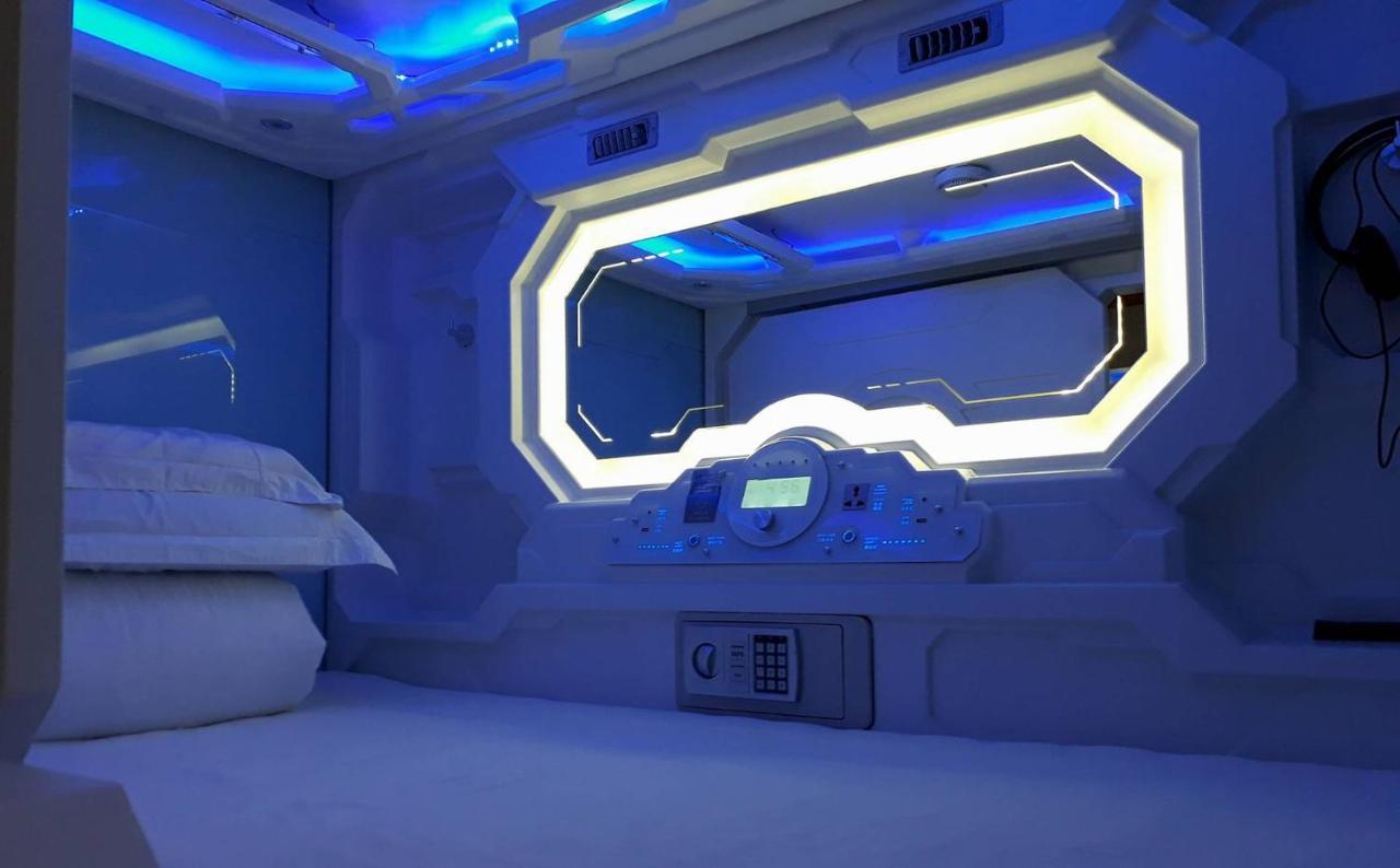 קואלה לומפור Bestow Capsule Hostel מראה חיצוני תמונה