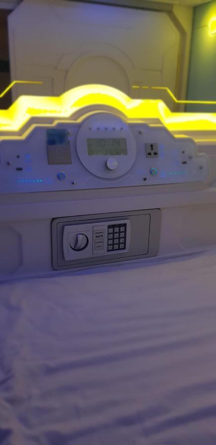 קואלה לומפור Bestow Capsule Hostel מראה חיצוני תמונה