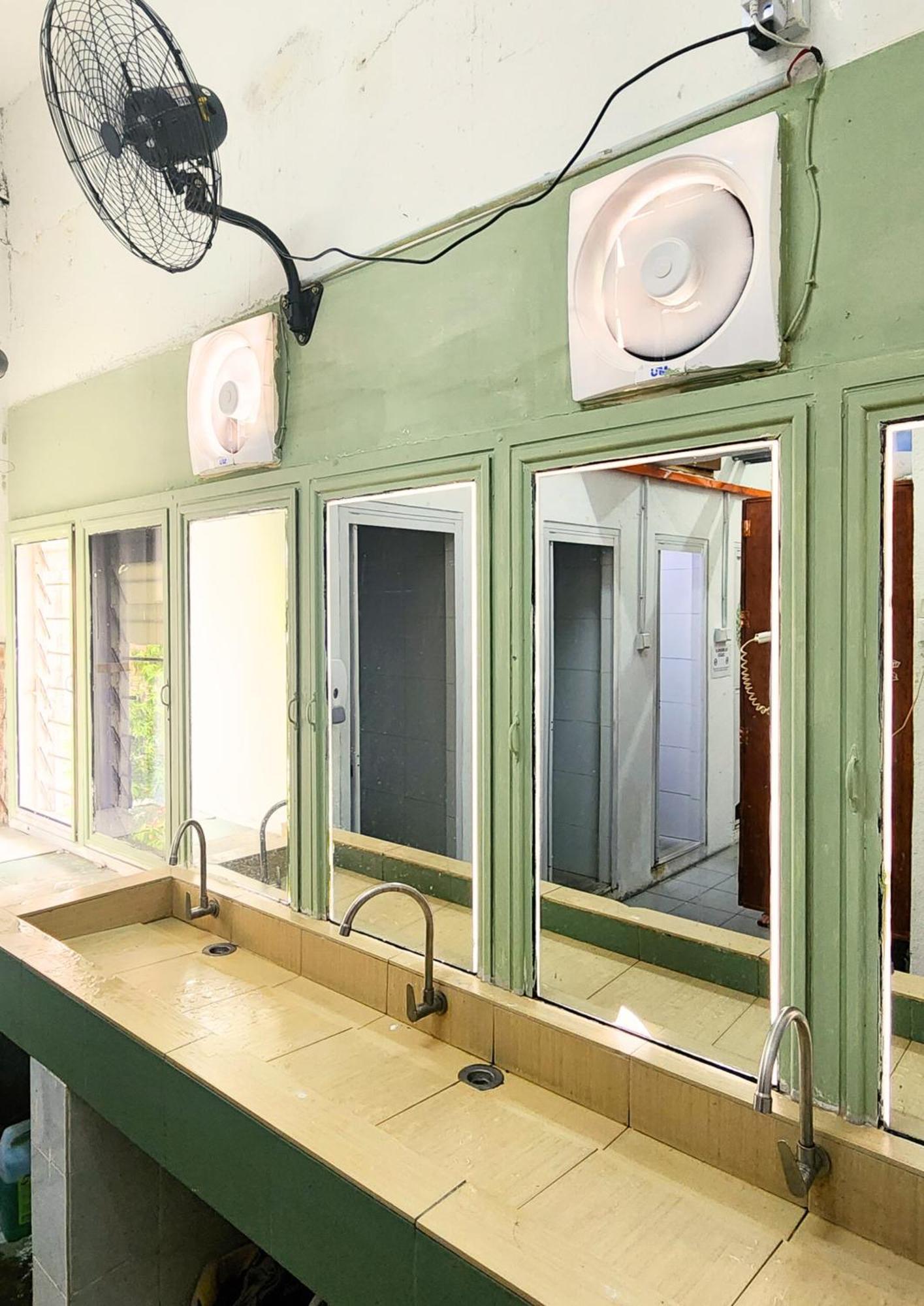קואלה לומפור Bestow Capsule Hostel מראה חיצוני תמונה