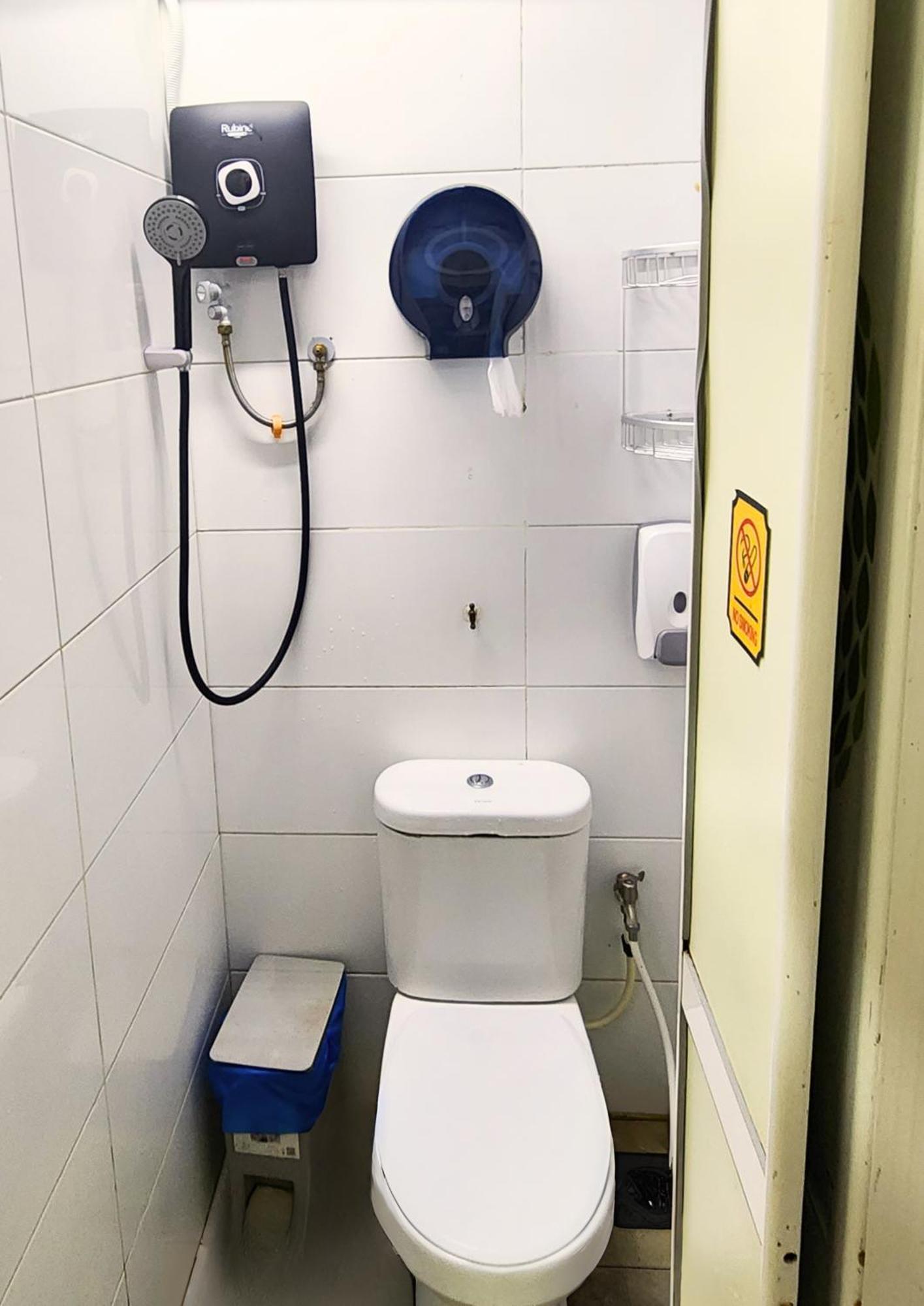 קואלה לומפור Bestow Capsule Hostel מראה חיצוני תמונה